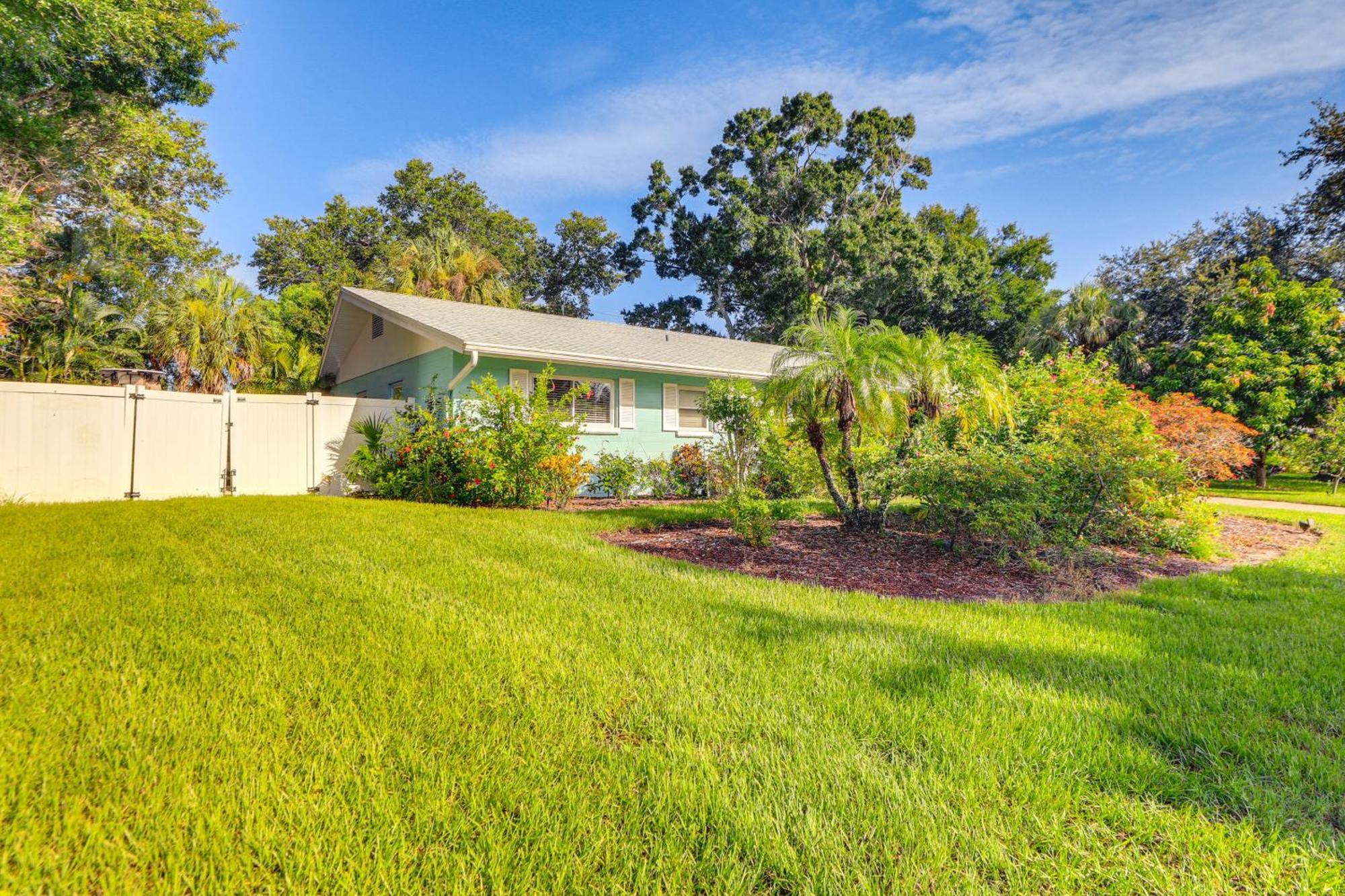 Quiet Sarasota Retreat - 6 Mi To Siesta Key Beach! Vila Exterior foto